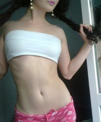 Я живу в Москве и готова подарить тебе незабываемые мгновения нашей встречи. У меня широкий спектр услуг, о которых мы можем обсудить лично. Я гарантирую полную конфиденциальность и доверие. Фото 100% мои. У меня множество отзывов, которые только подтверждают мою профессиональность и мастерство. Со мной ты будешь чувствовать себя по-настоящему желанным и удовлетворенным. Жду тебя, чтобы погрузиться в мир наслаждения и страсти. 🔥💋💫 3937, 27 лет